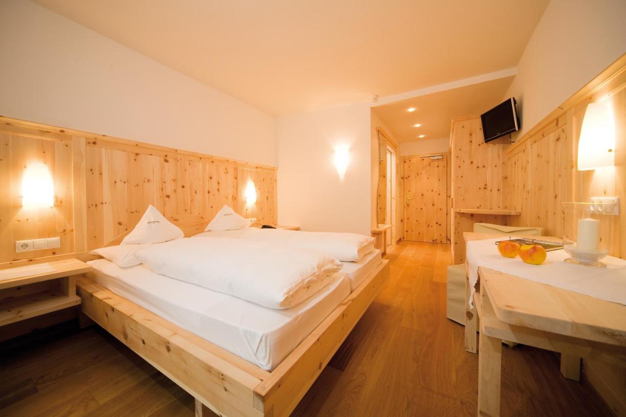 Natz-Schabs Hotel Jonathan מראה חיצוני תמונה
