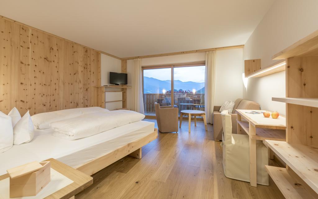 Natz-Schabs Hotel Jonathan מראה חיצוני תמונה